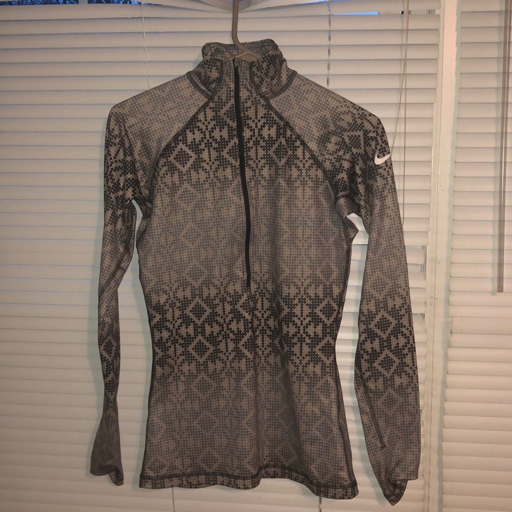 Nike pro dri-fit half zip